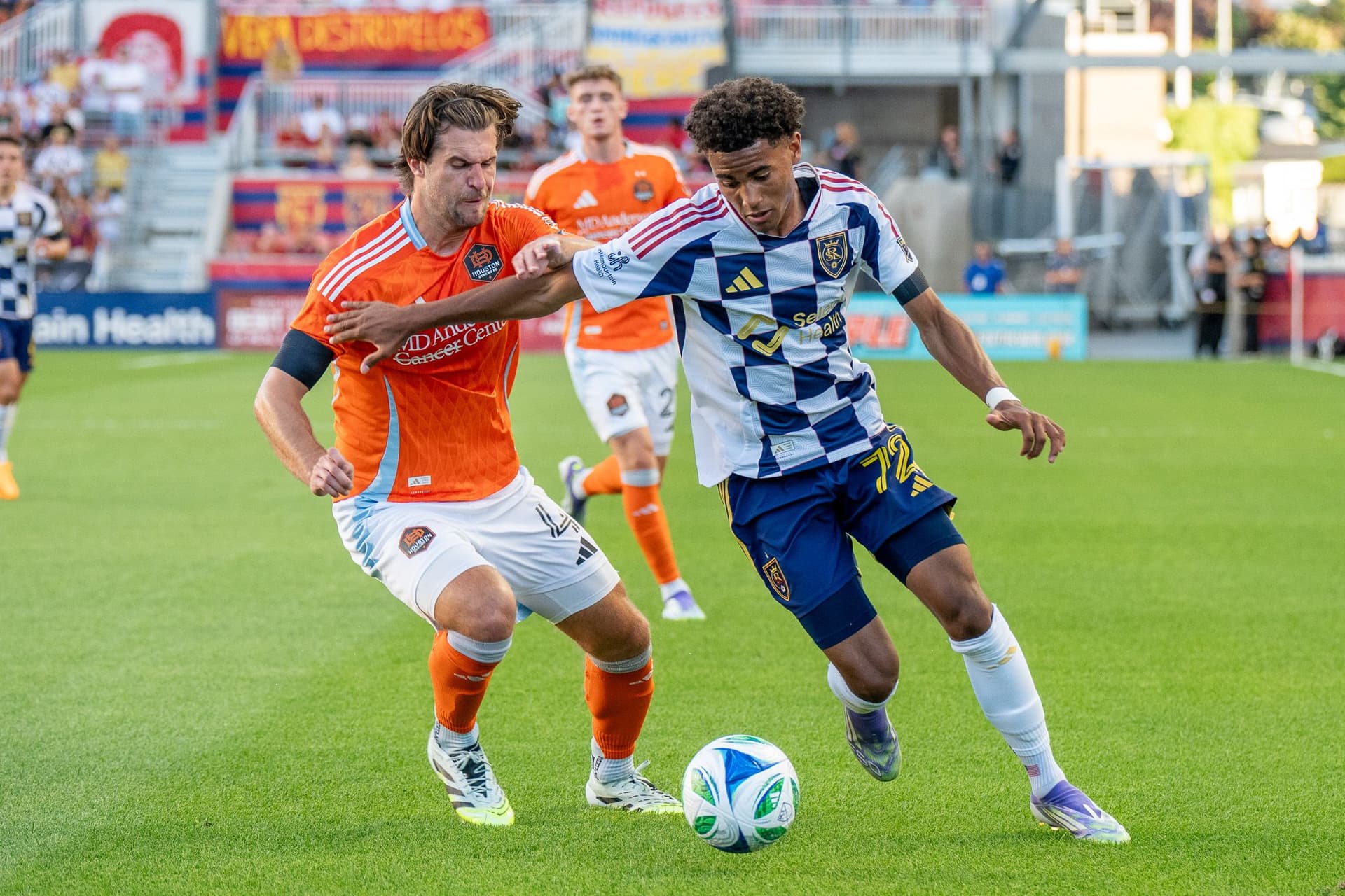 Ruiz move off, Gozo links grow, and Rocio linked with loan move